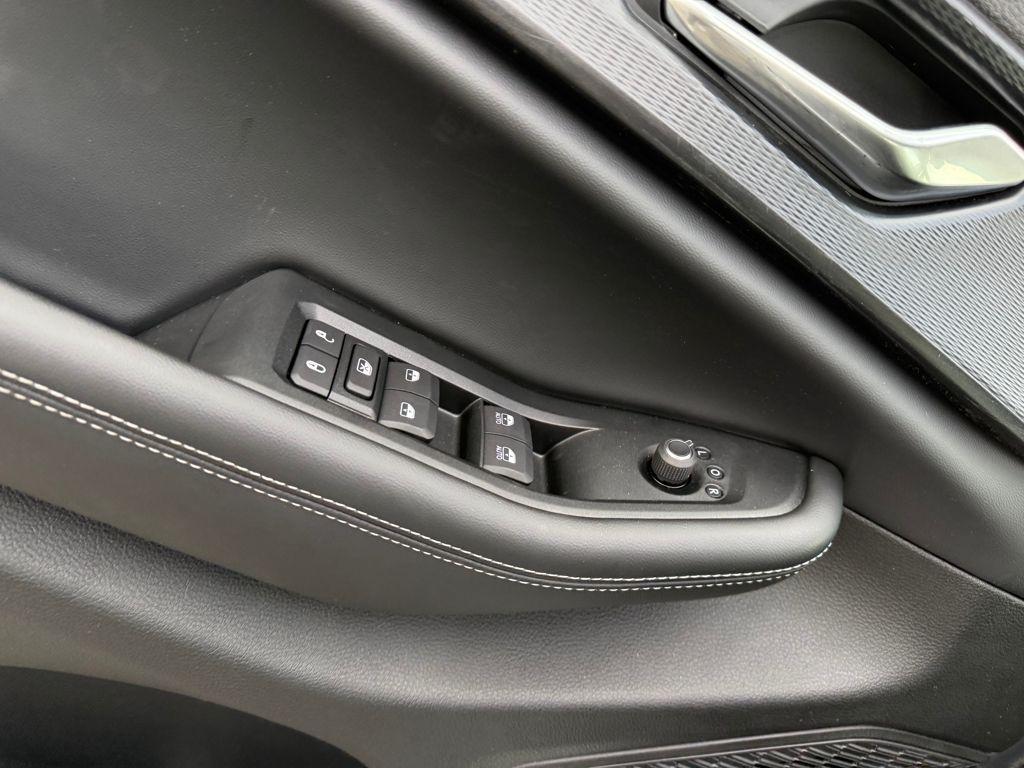 new 2025 Jeep Grand Cherokee car, priced at $28,780