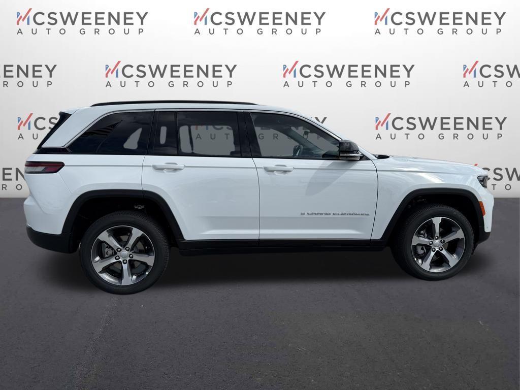 new 2025 Jeep Grand Cherokee car, priced at $41,215