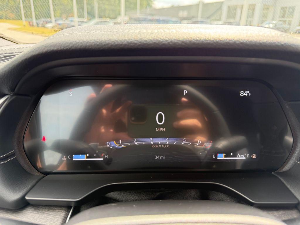 new 2025 Jeep Grand Cherokee car, priced at $41,215