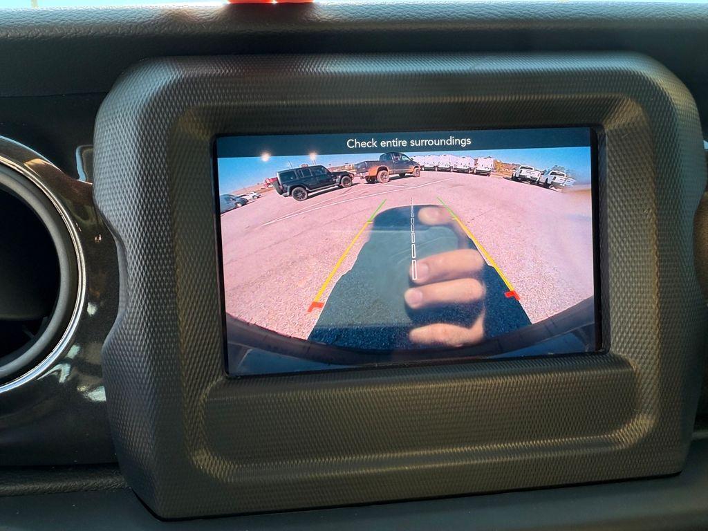 used 2022 Jeep Wrangler Unlimited car, priced at $31,265