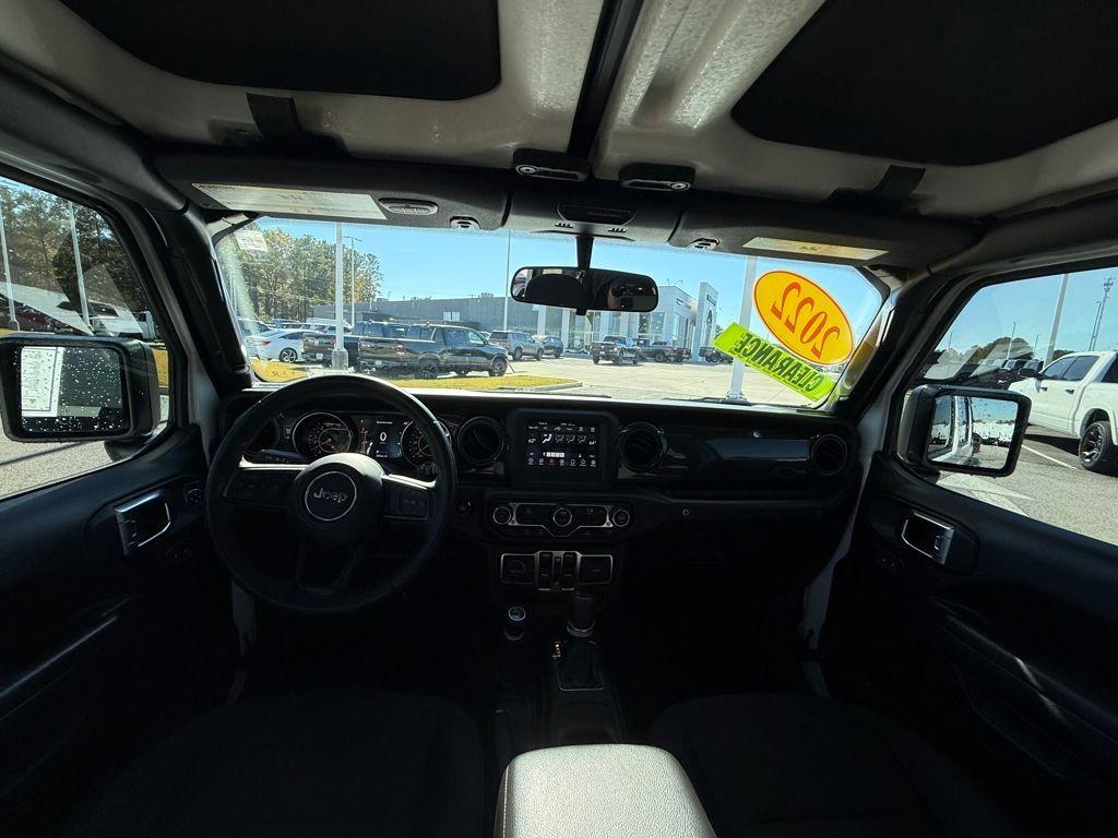 used 2022 Jeep Wrangler Unlimited car, priced at $31,265