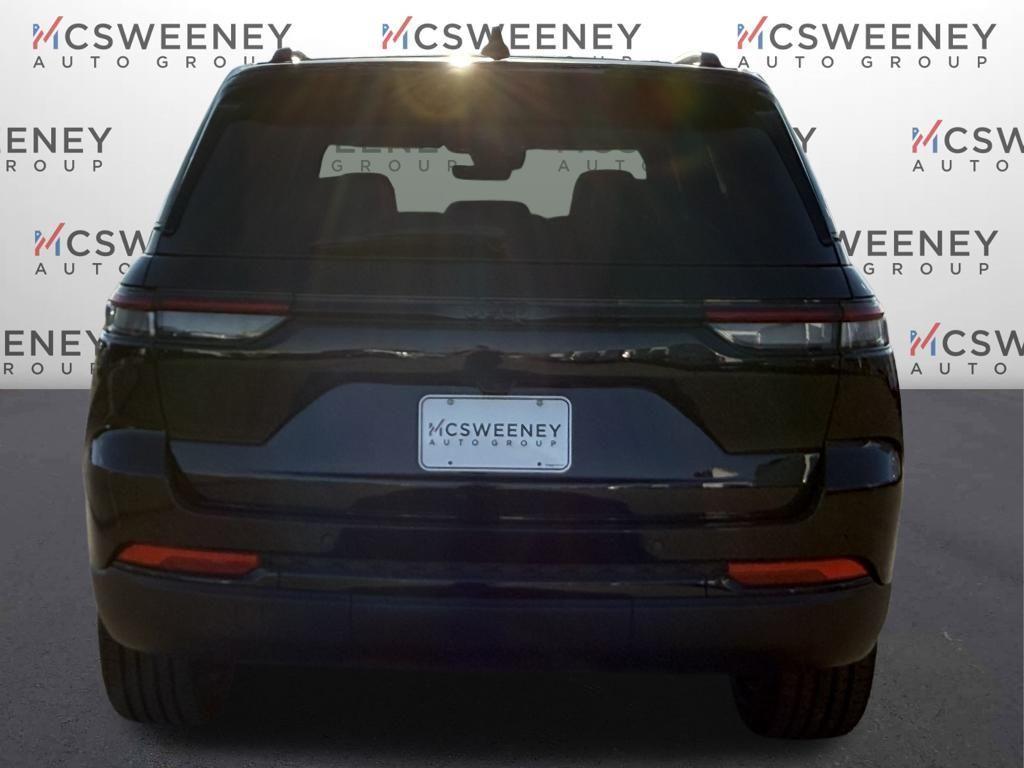 new 2025 Jeep Grand Cherokee car, priced at $32,625