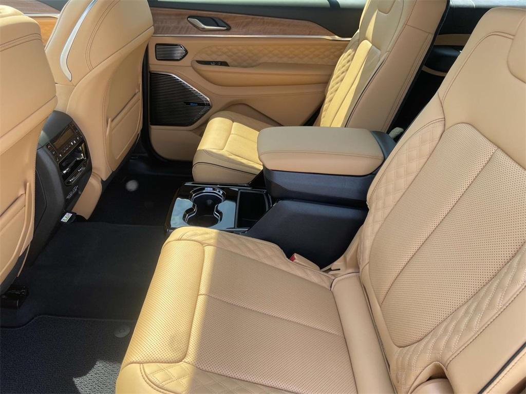 new 2025 Jeep Grand Cherokee L car, priced at $61,655