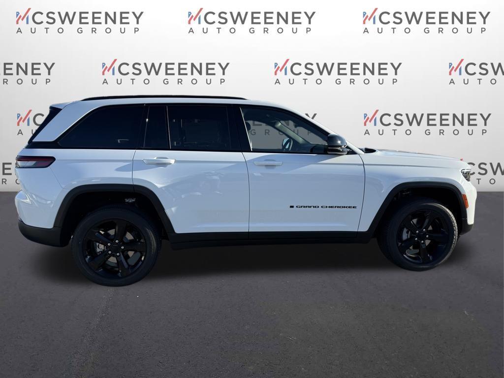 new 2025 Jeep Grand Cherokee car, priced at $33,530