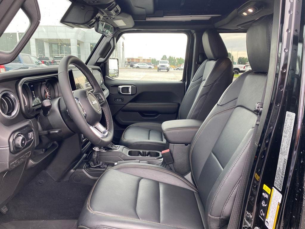 new 2025 Jeep Wrangler car, priced at $53,610