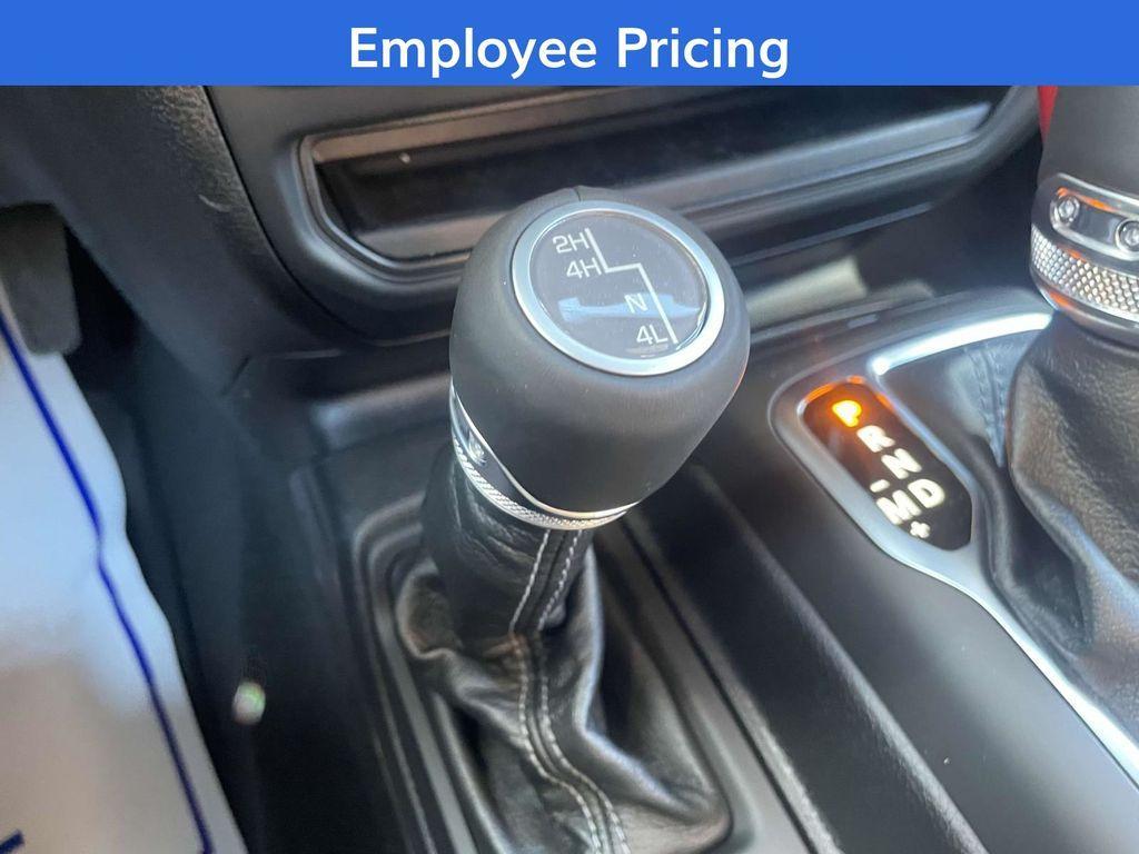 new 2025 Jeep Wrangler car, priced at $55,360