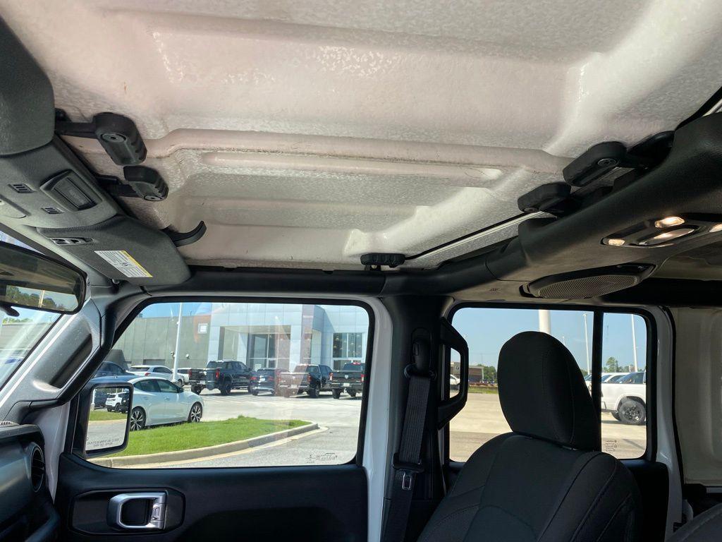 used 2020 Jeep Wrangler Unlimited car, priced at $27,510