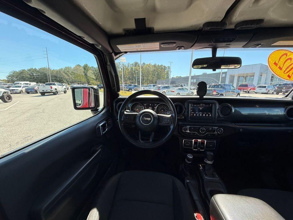 used 2022 Jeep Gladiator car, priced at $30,826