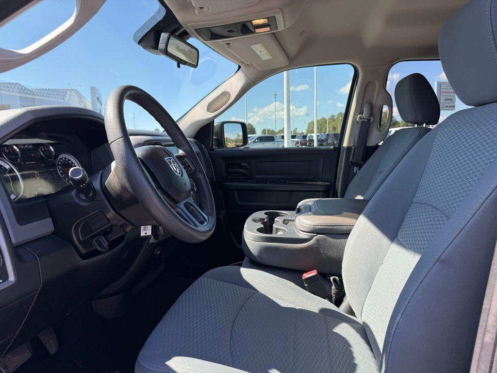 used 2020 Ram 1500 Classic car, priced at $24,000