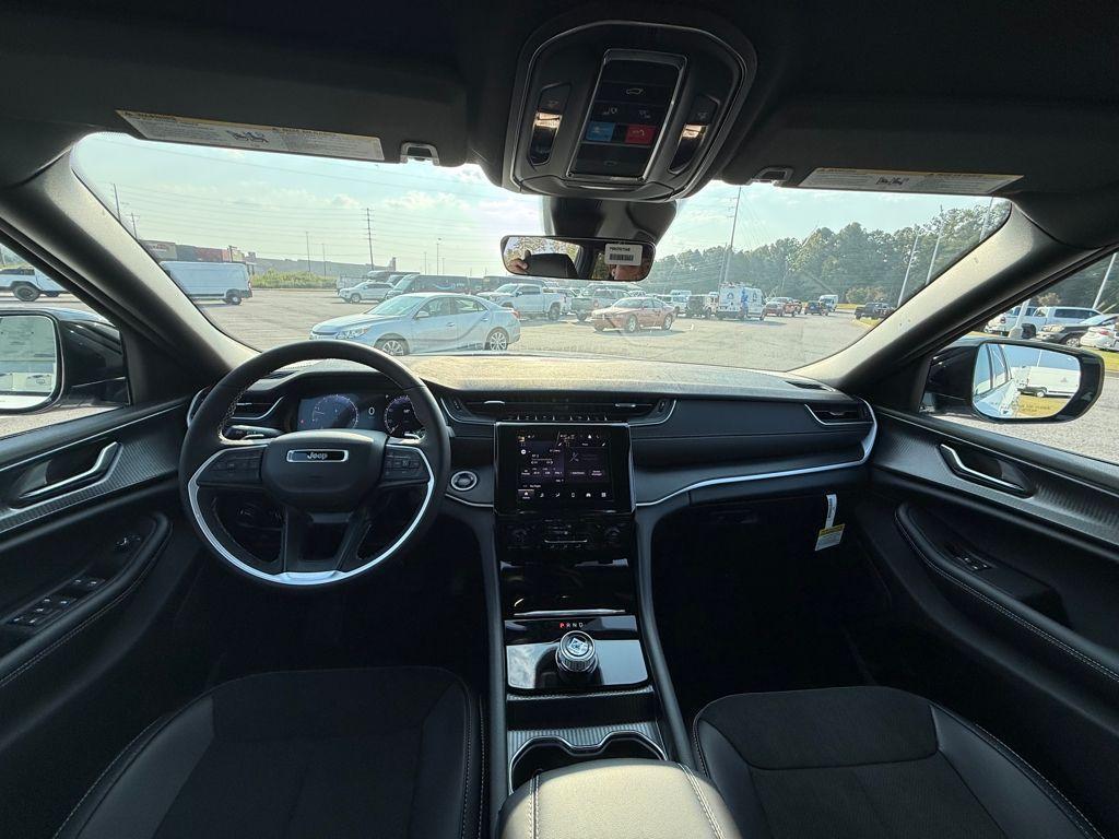 new 2025 Jeep Grand Cherokee L car, priced at $34,780