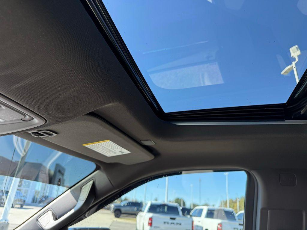 used 2025 GMC Sierra 1500 car, priced at $55,197