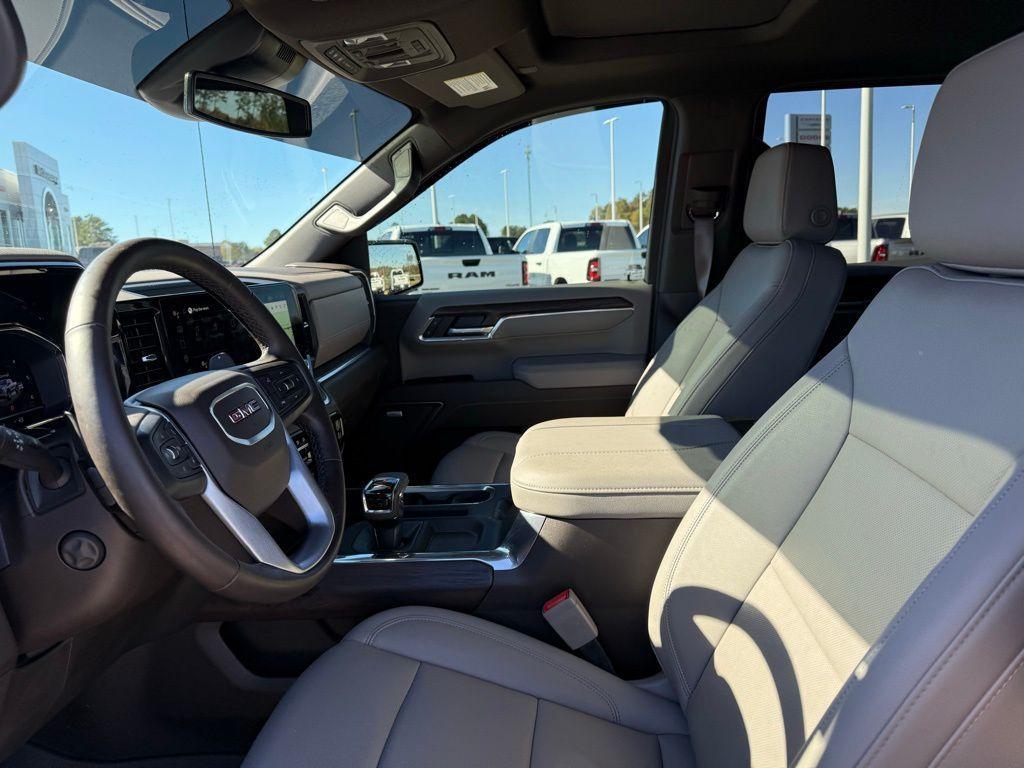 used 2025 GMC Sierra 1500 car, priced at $55,197