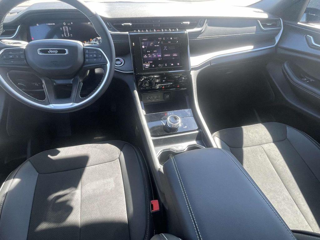 new 2025 Jeep Grand Cherokee car, priced at $34,029