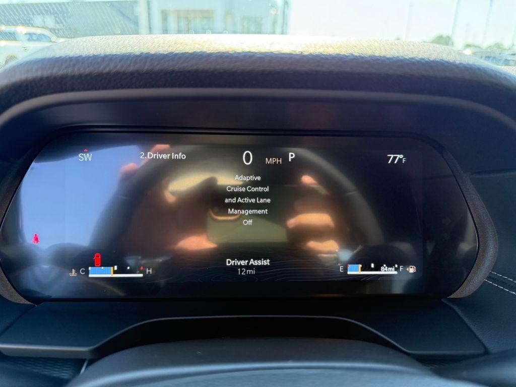 new 2025 Jeep Grand Cherokee car, priced at $31,980