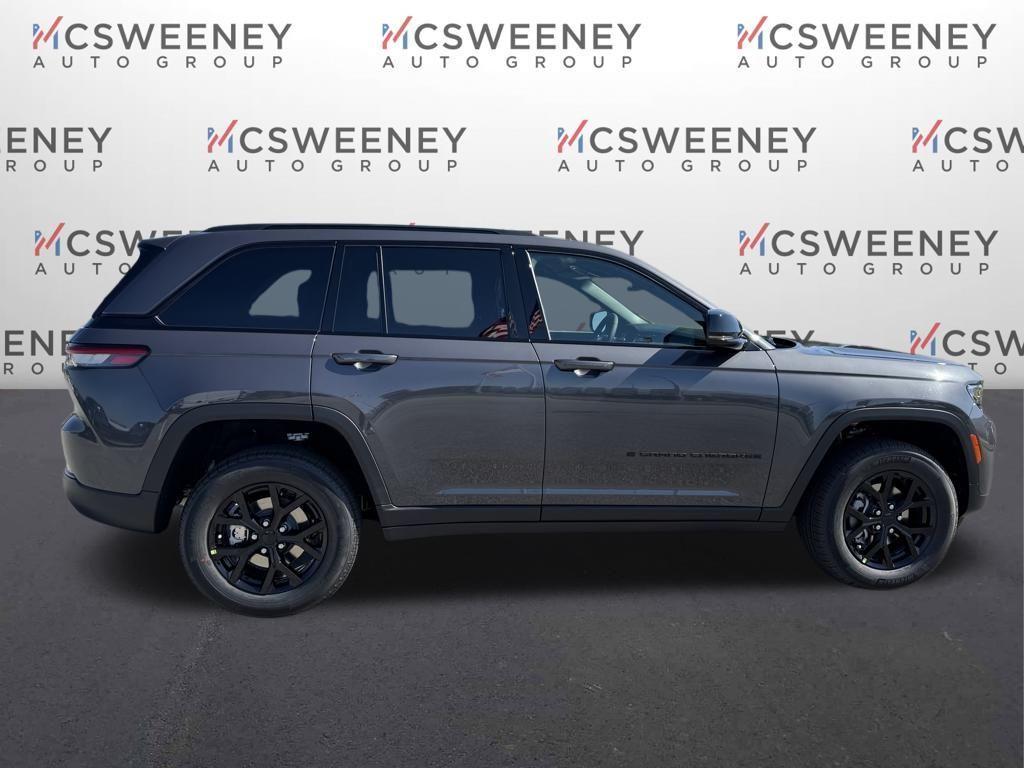 new 2025 Jeep Grand Cherokee car, priced at $31,980