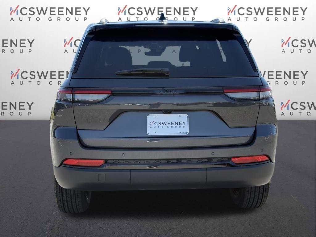 new 2025 Jeep Grand Cherokee car, priced at $31,980