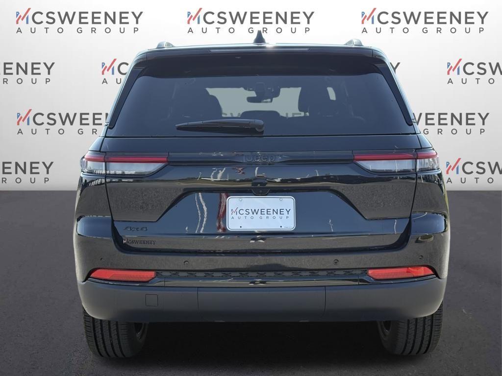 new 2025 Jeep Grand Cherokee car, priced at $35,625