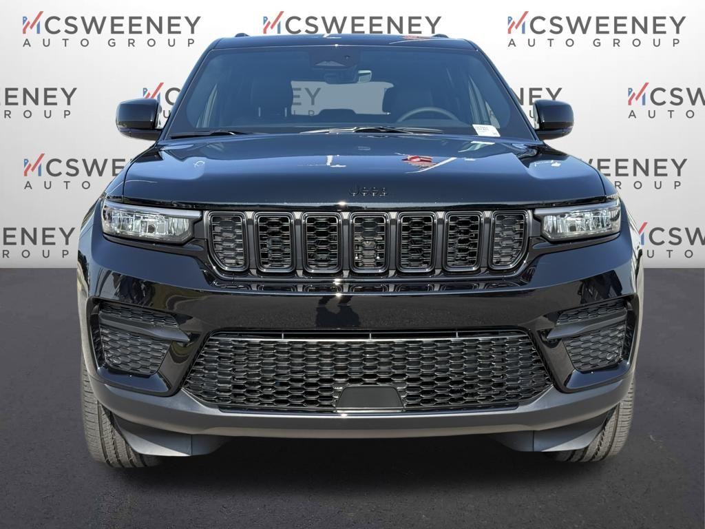 new 2025 Jeep Grand Cherokee car, priced at $35,625
