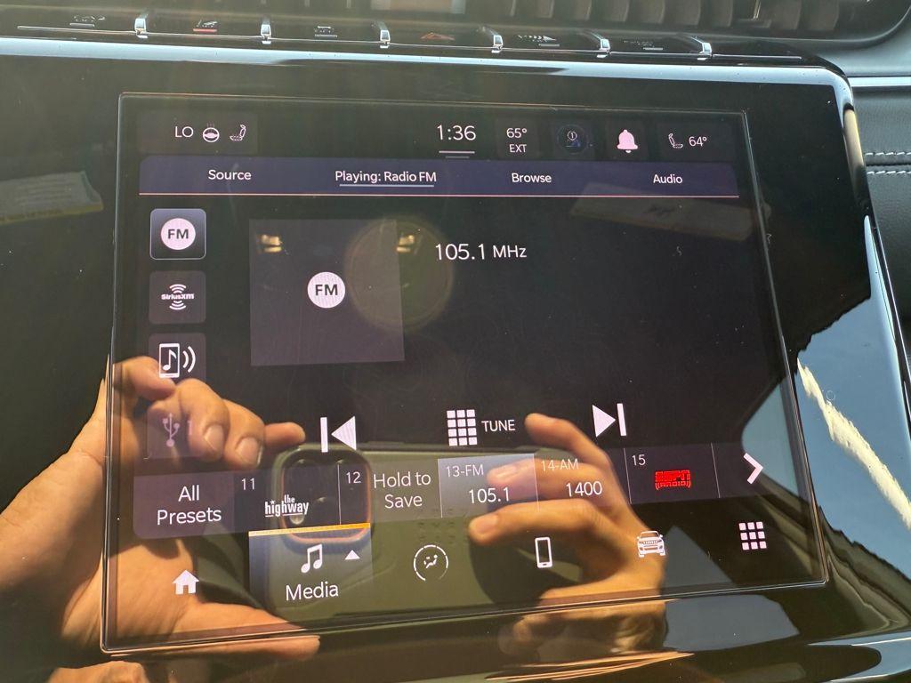 new 2025 Jeep Grand Cherokee car, priced at $35,625