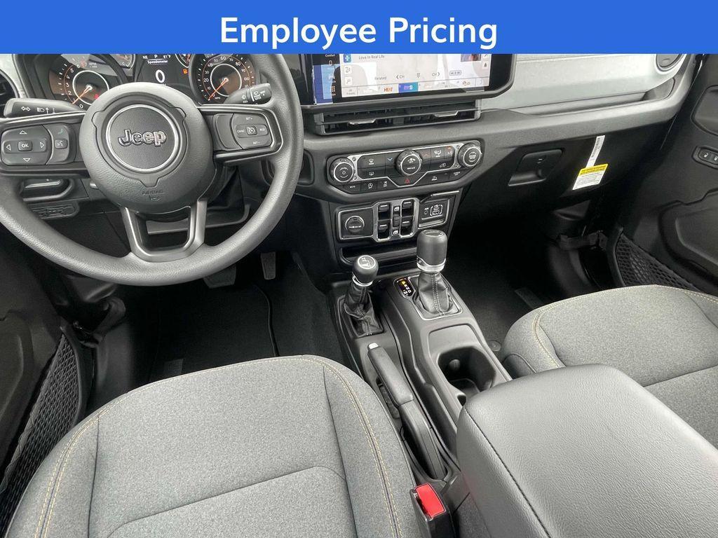 new 2025 Jeep Gladiator car, priced at $36,440