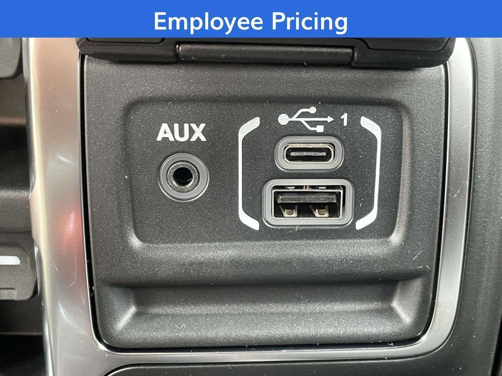 new 2025 Jeep Gladiator car, priced at $36,440