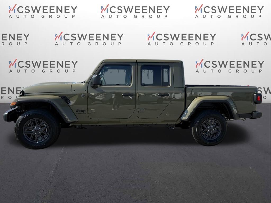 new 2025 Jeep Gladiator car, priced at $40,485