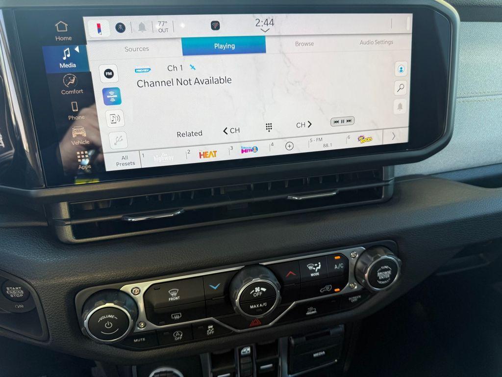 new 2025 Jeep Gladiator car, priced at $40,485