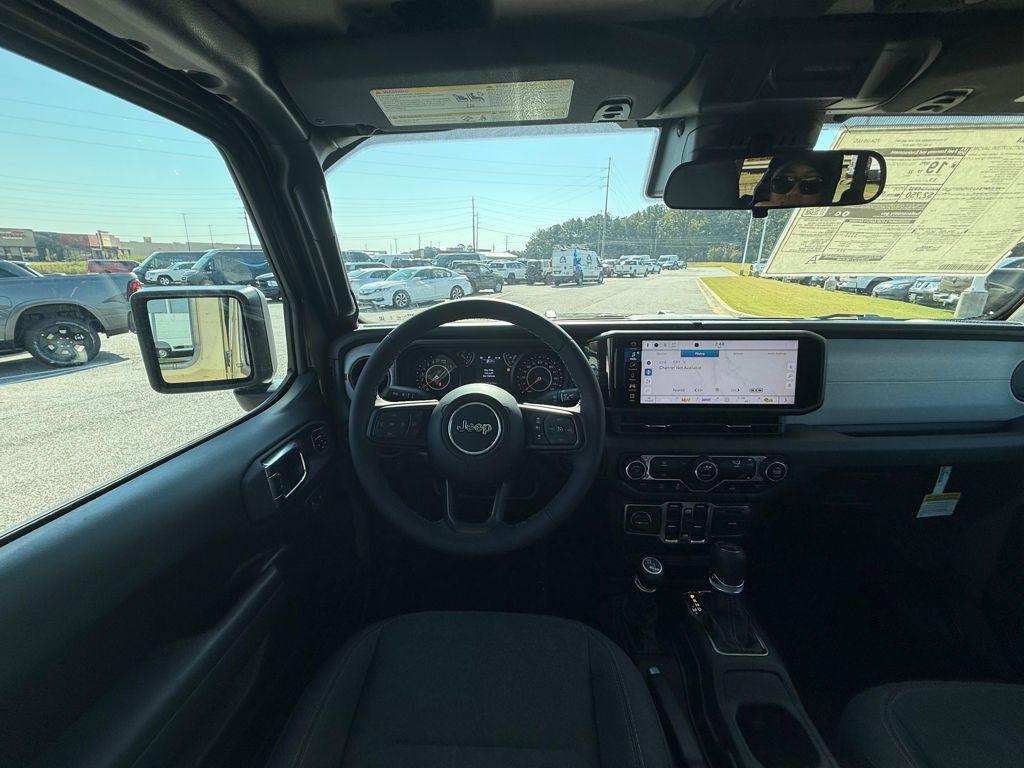 new 2025 Jeep Gladiator car, priced at $40,485