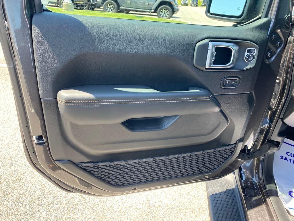 used 2025 Jeep Wrangler car, priced at $47,500