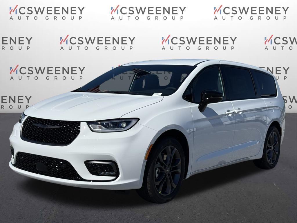 new 2026 Chrysler Pacifica car, priced at $37,290