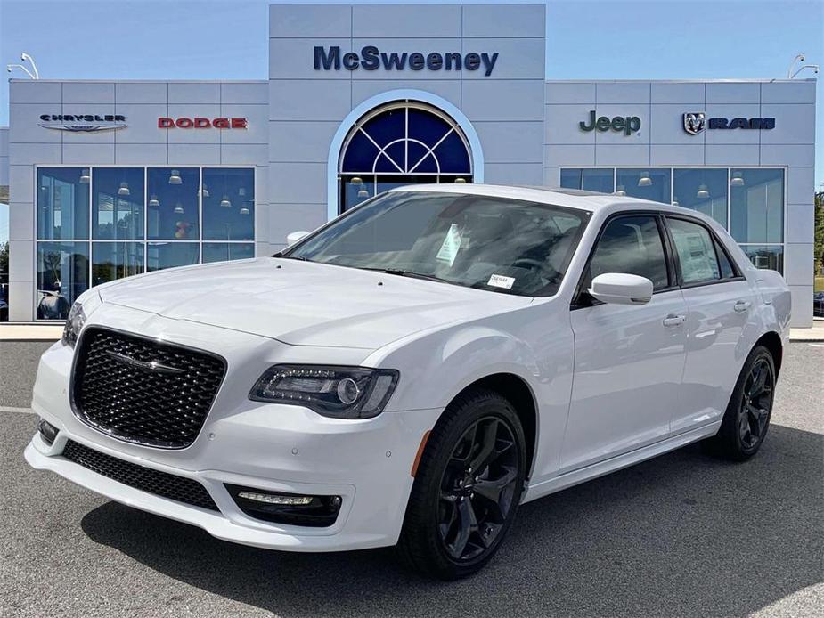 new 2023 Chrysler 300 car, priced at $37,470