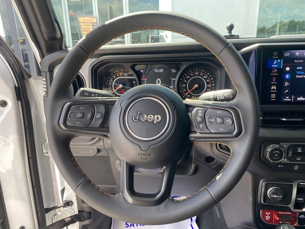 used 2024 Jeep Gladiator car, priced at $40,000