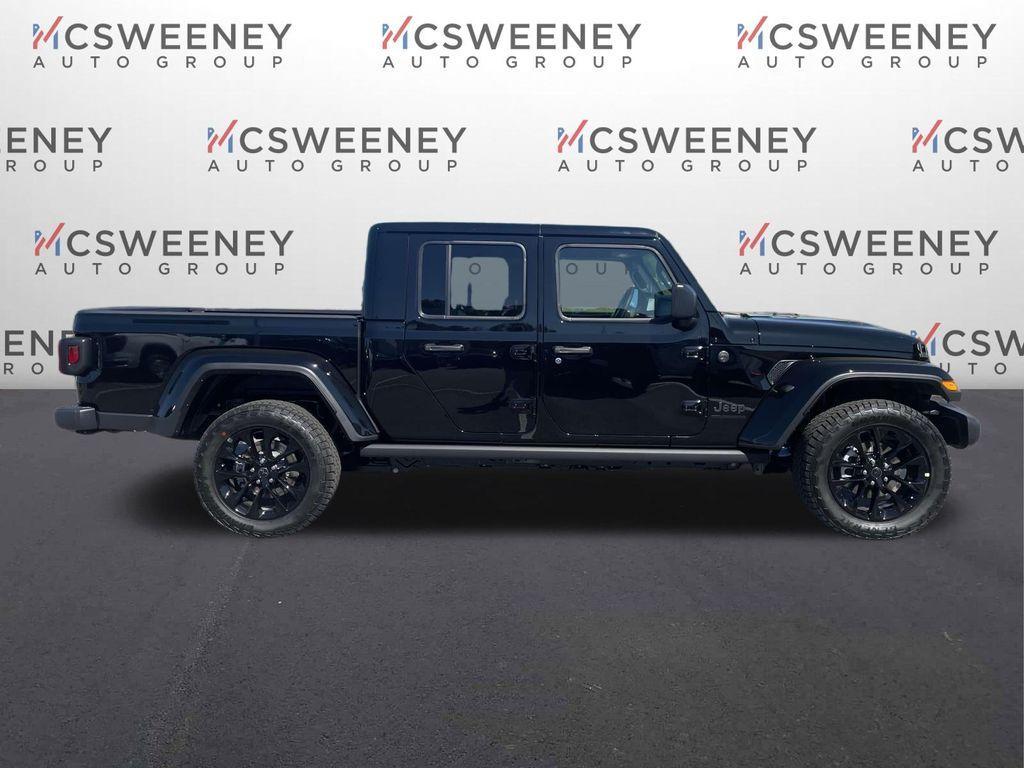 new 2025 Jeep Gladiator car, priced at $38,035