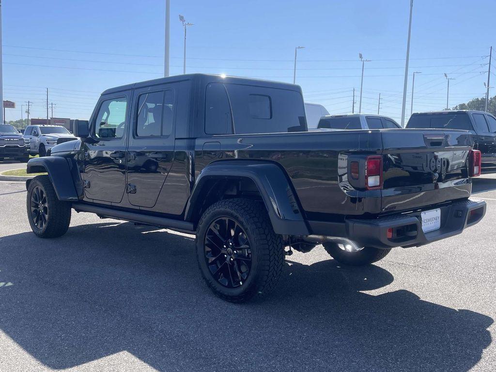 new 2025 Jeep Gladiator car, priced at $38,535