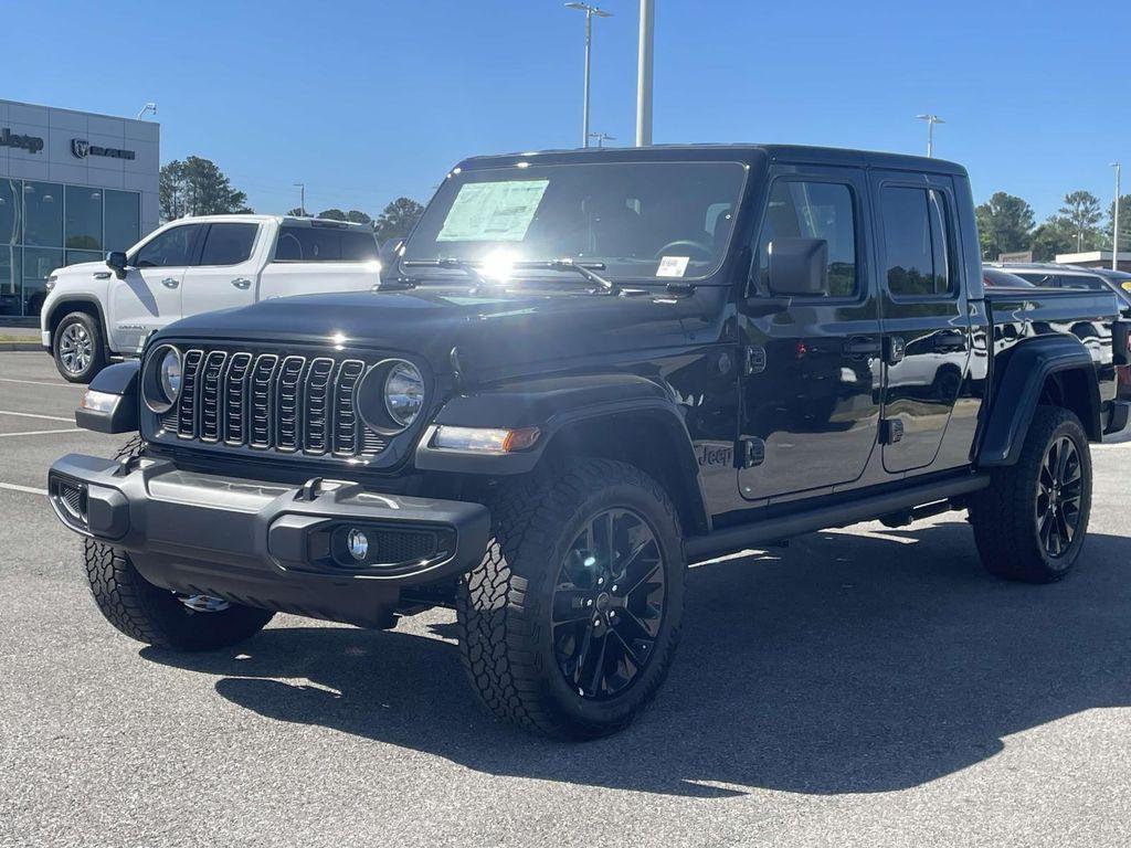new 2025 Jeep Gladiator car, priced at $38,535