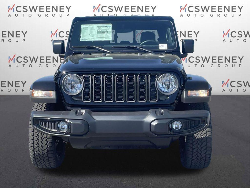 new 2025 Jeep Gladiator car, priced at $38,035