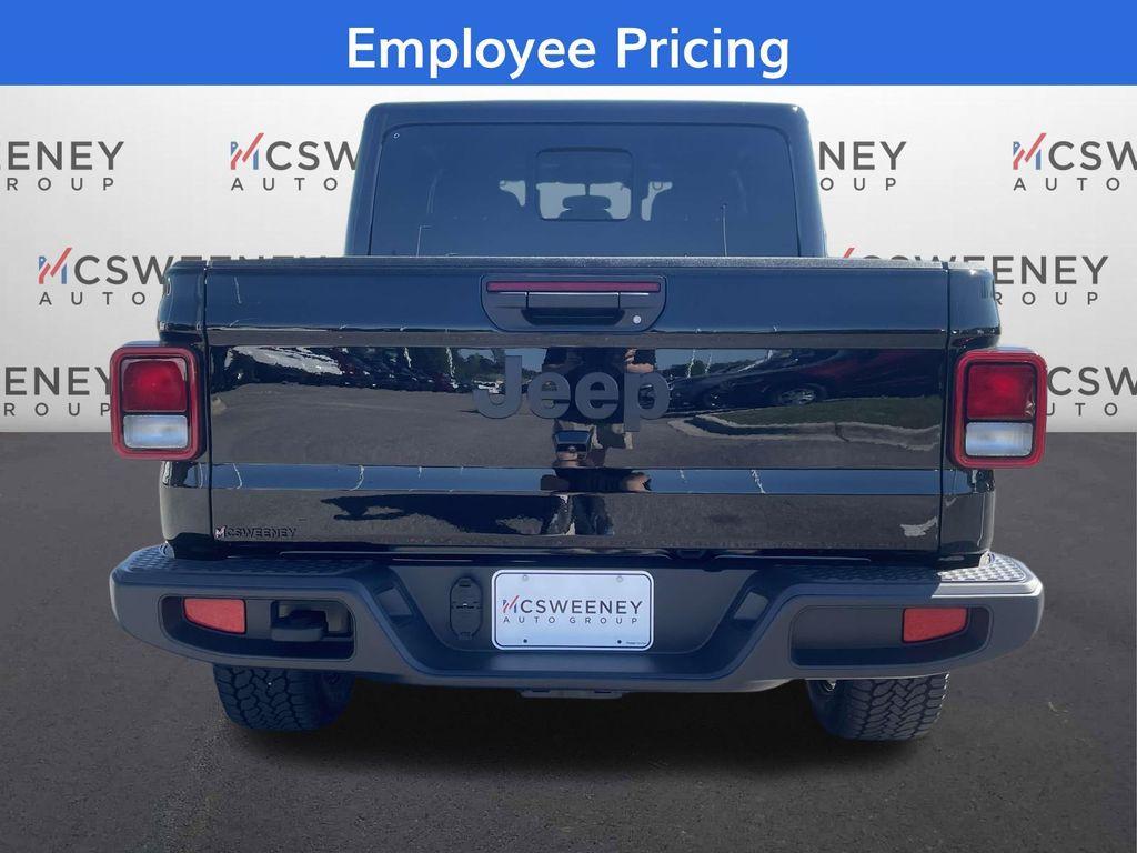 new 2025 Jeep Gladiator car, priced at $38,035
