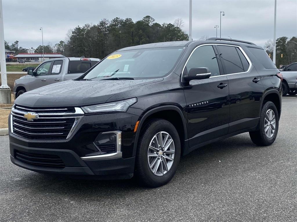 used 2023 Chevrolet Traverse car, priced at $26,333