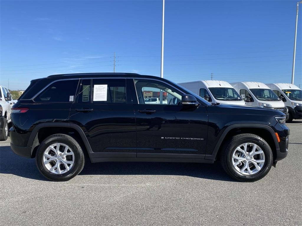 used 2023 Jeep Grand Cherokee car, priced at $34,125