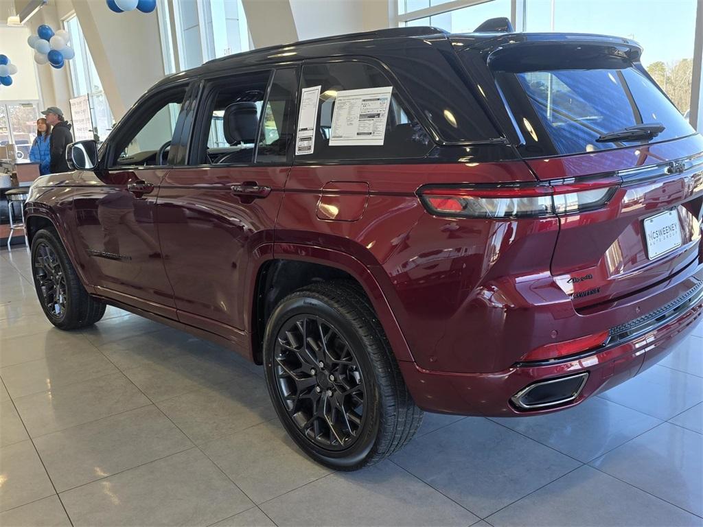 new 2025 Jeep Grand Cherokee car, priced at $57,955