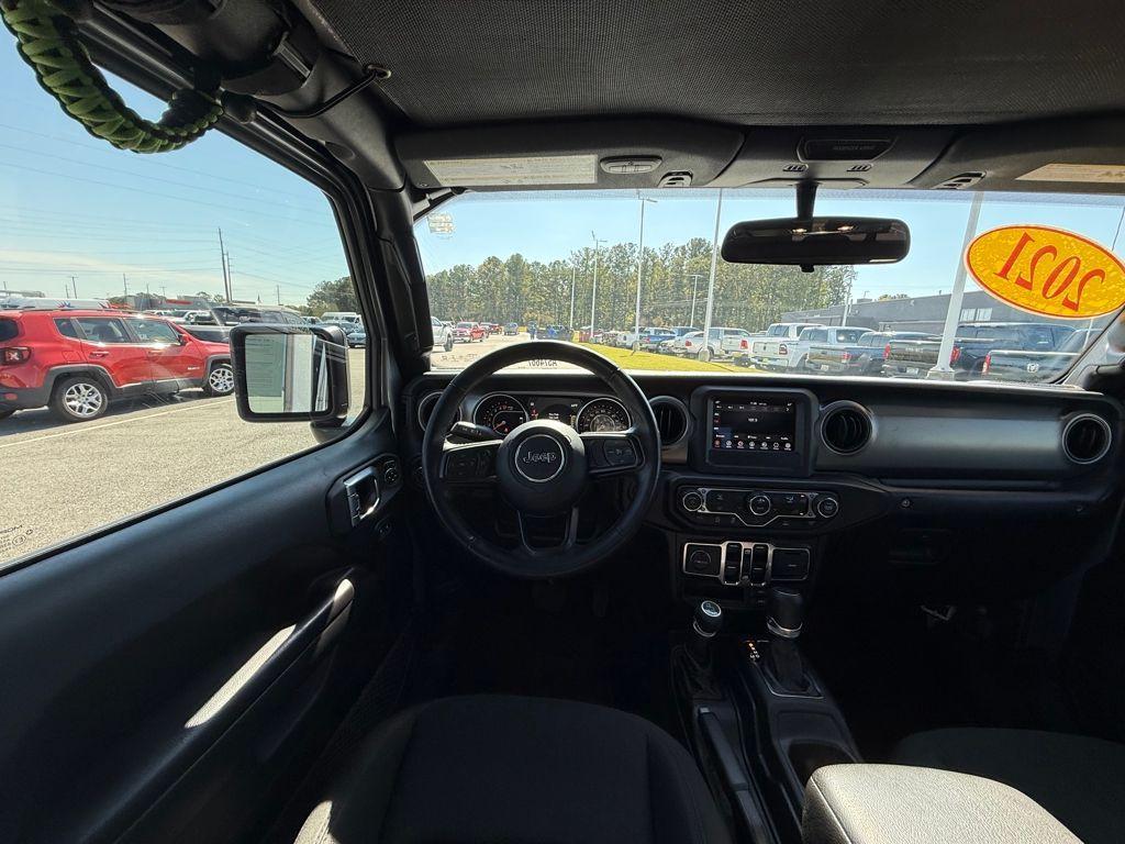 used 2021 Jeep Gladiator car, priced at $32,000