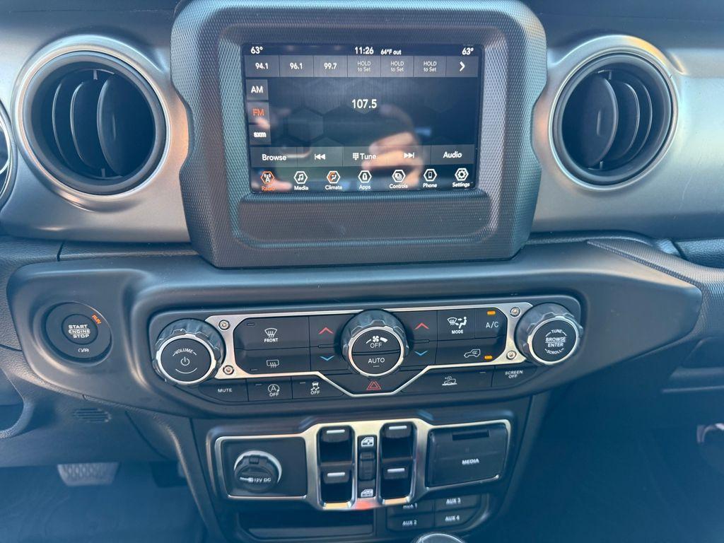 used 2021 Jeep Gladiator car, priced at $32,000