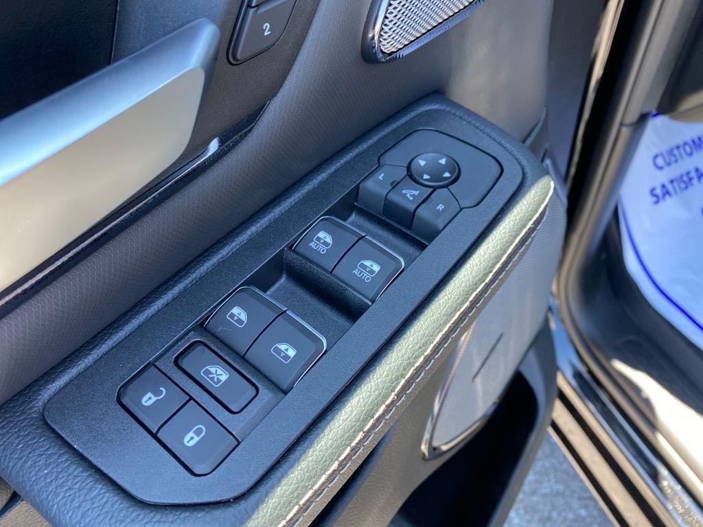 new 2025 Ram 1500 car, priced at $63,870