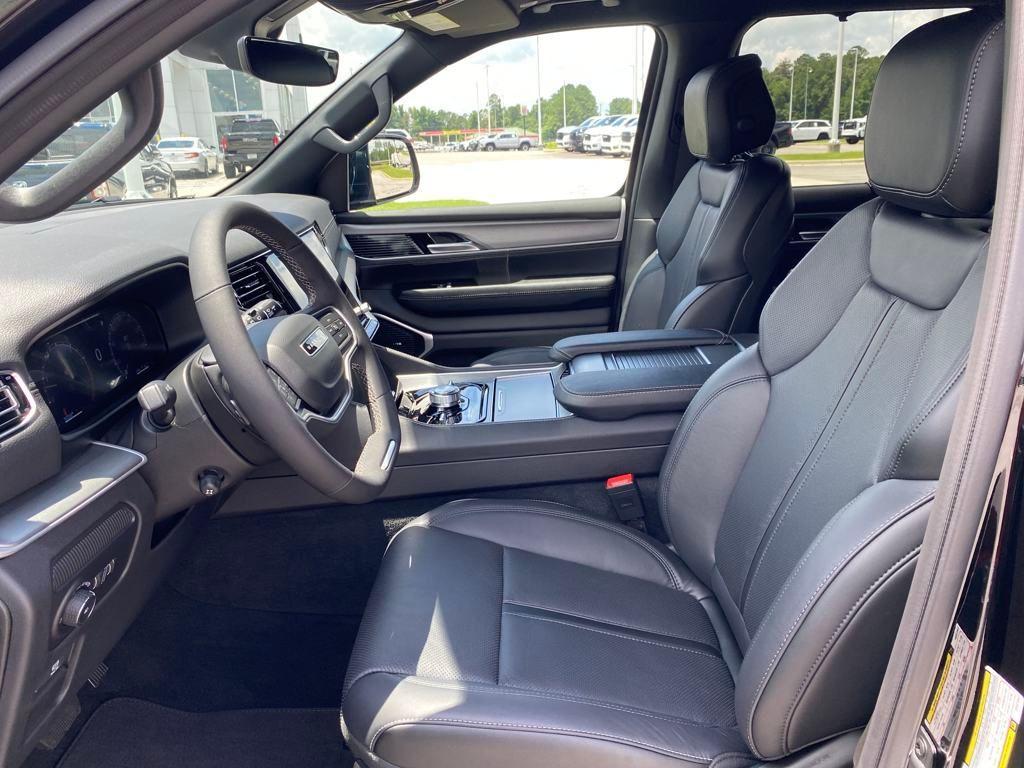new 2025 Jeep Wagoneer car, priced at $74,270