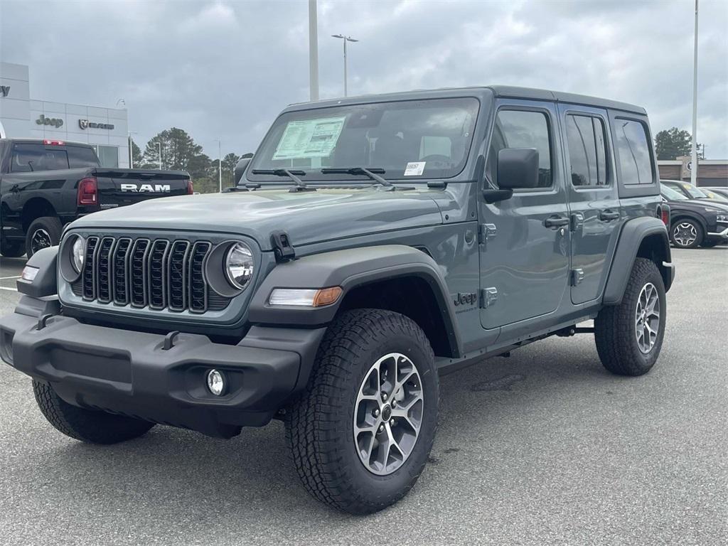 new 2025 Jeep Wrangler car, priced at $45,440