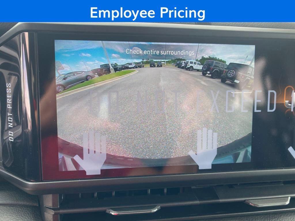 new 2025 Jeep Wrangler car, priced at $44,940