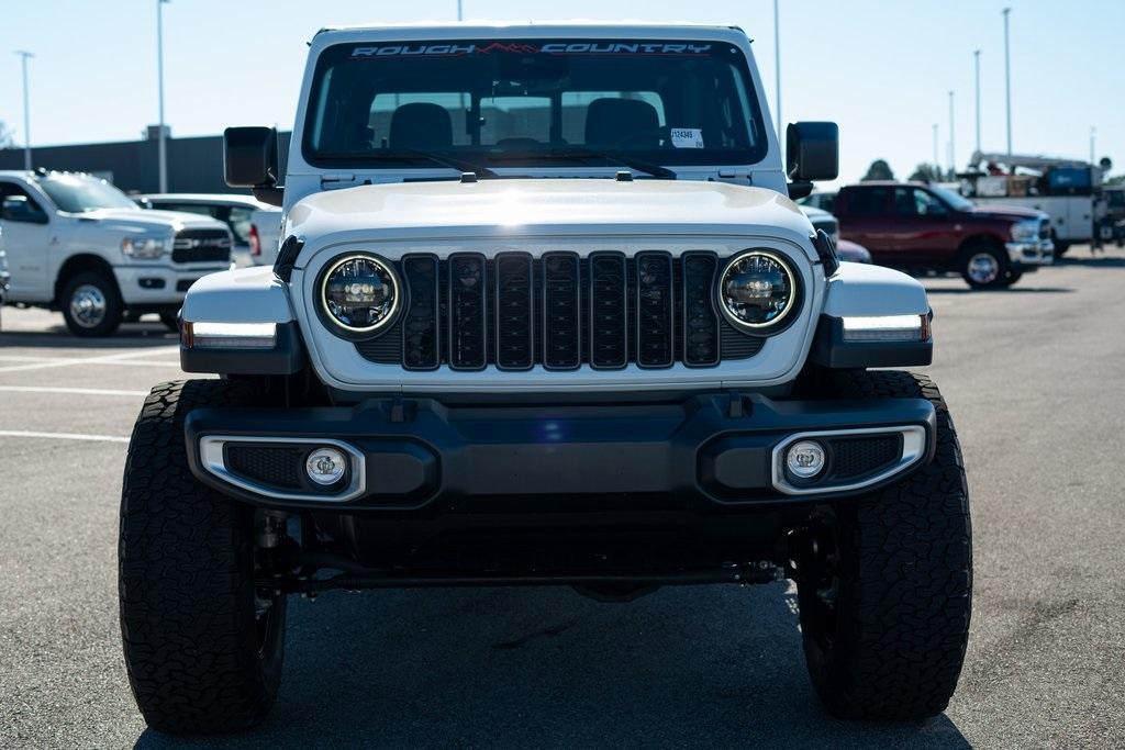 new 2024 Jeep Gladiator car, priced at $58,469