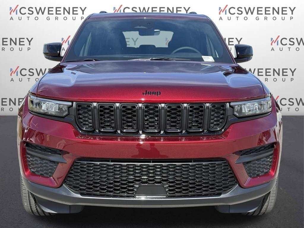new 2025 Jeep Grand Cherokee car, priced at $34,125
