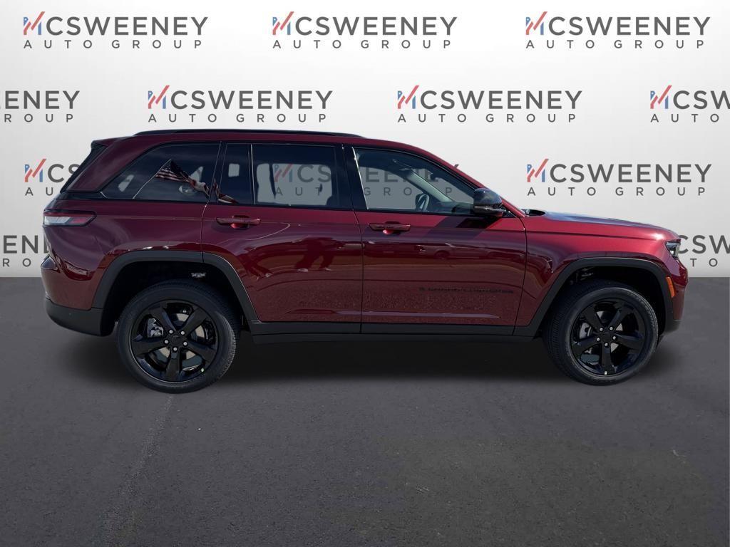new 2025 Jeep Grand Cherokee car, priced at $34,125