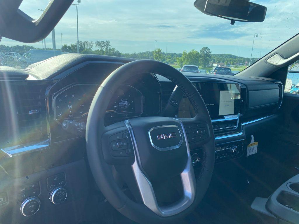 used 2024 GMC Sierra 1500 car, priced at $52,000